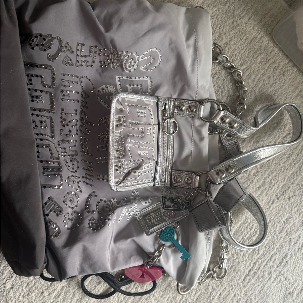 Coach Silver and Gray Shoulder Bag - Picture 3 of 6